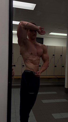 Henri (@henrithynne10)’s videos with fr -