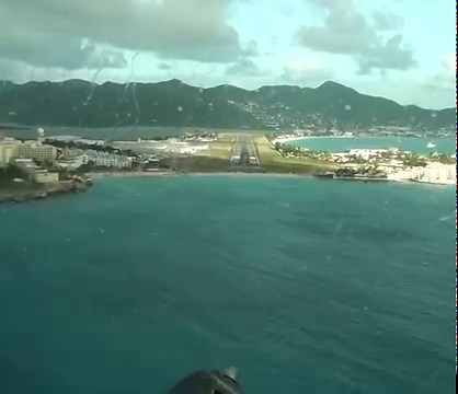 712K views · 9K reactions | ✈️ Air Canada Boeing 767-300 landing at St Maarten | Just Planes | Facebook