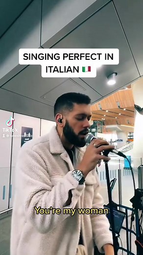 Understanding Andrea Bocelli's Performance | Italian Translation Revealed!