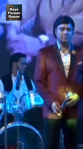 21K views · 509 reactions | Tere Honthon Ke Do Phool Pyare Pyare Anupama Chakraborty Shrivastava Mukhtar Shah | Naye Purane Gaane | Facebook