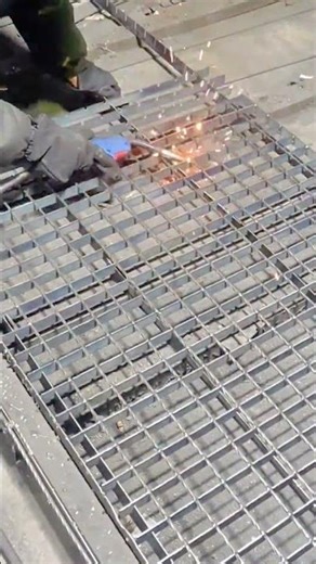 welding process to connect the metal grid and create a solid structure