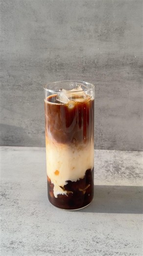 brown sugar boba latte #aestheic #daily #coffee #boba #latte #cafe #recipe #drink #tea #caffè