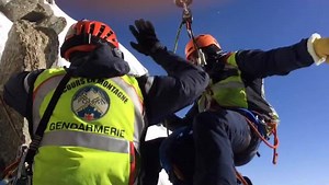 74K views · 1K reactions | Des membres du PGHM en entraînement avec l hélicoptère de la gendarmerie de Chamonix. | PGHM Chamonix Mont-Blanc | Facebook