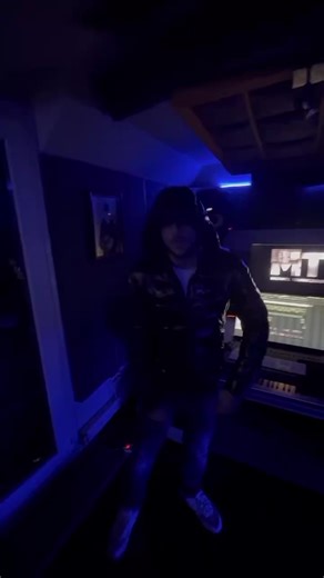 Greek Rap Lyrics from GRANDE614-TUTU