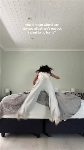 I don’t need my social battery for my bf | social battery runs out