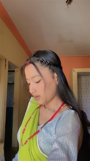 Priti Singha on Instagram: "Gaan ar meaning ta sei 🥀"