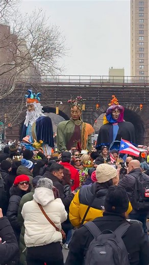 Three Kings Day Parade Scenes from today’s 3 Kings Day Parade in NYC. Did you attend the celebration? @elmuseo #threekingsday #nyc | Little Kid Big City - New York