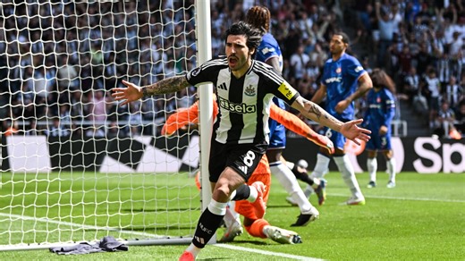 Newcastle 2-0 Chelsea: Magpies secure huge win in Champions League race