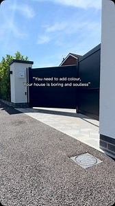 Your house is boring.” “Soulless.” “Needs colour.” “Looks like a hotel, not a home.” 😂 Honestly, the trolls have been working overtime in my comments lately. And I’m just here like 💁🏼‍♀️ sipping my oat latte without a care. Let’s get one thing straight — your home should be a reflection of you. Not your auntie’s dog groomer’s cousin’s opinion on Instagram. Yes, your gal is all about the neutral interiors 🫶🏼 Give me the creams, the textures, the calm vibes. But I’ve always said it — what fee