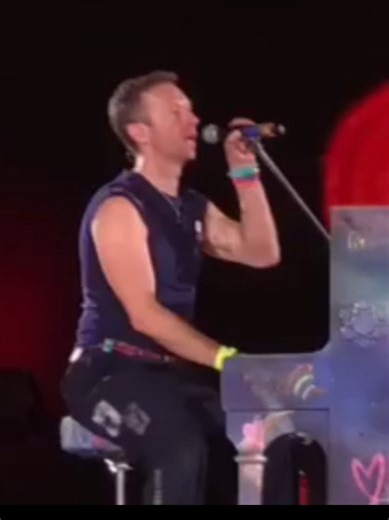 Chris Martin co-wrote BLACKPINK's 'GO'! This explains why! Friday can't come soon enough 🔥 #chrismartin