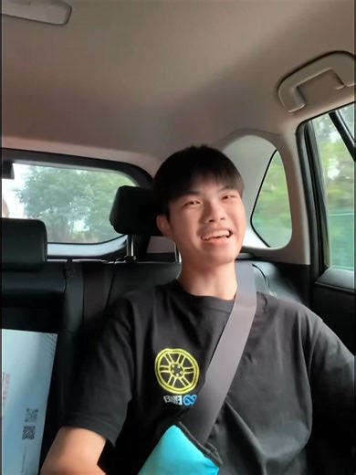 TOYOTA RAV4五代 謝謝車主等待 換裝#荷蘭KONI變色龍避震系列 🫡KONI不負你的期待讓你同時擁有 乘坐柔韌舒適&操控穩定細膩就是這麼和諧💯💯 ✅實裝影片分享： KONI專利的自適應阻尼技術 店家專業細心的安裝 讓愛車立刻與眾不同 #選koni不必選車子 ❇️提供小編🙋🏻車型&(17碼)車身號碼 ❇️專人立即諮詢：https://lin.ee/5KmfZWk ❇️連絡電話：0911912385 #KONITaiwan #Koni #哥尼 #避震器 #汽車改裝 #Model3 #tasla #RAV4Hybrid #BenzG63 #Kodiaq #octavia #SkodaSuperb #Tiguan #賓士 #寶馬 #奧迪 #Benz #toyotaalphard #BMW #Audi #mini #Volkswagen #Volvo #Lexus #Odyssey #bmwf30 | KONI Taiwan