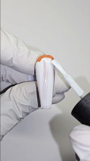 Snowy Footprints | Seasonal Nail Art Tutorial❄️👣