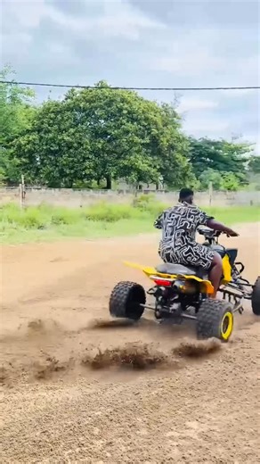 𝑷𝑹𝑶𝑫𝑼𝑪𝑻𝑰𝑶𝑵 on Instagram: "Yfz450r . . . . . Rider/owner - @iitskidson . . . . . #moz_page #mozbikelife #yamaha #yfz450r #reels"