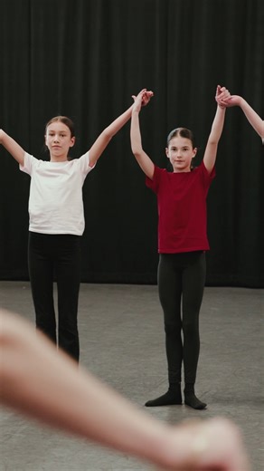 Sydney Dance Company Advanced Training on Instagram: "Youth Ensemble 2026 applications close next week. If you haven’t already submitted an application for Youth Ensemble, now is the time. Designed for aspiring dancers, this extension program supports young movers to deepen their contemporary dance training while building confidence, creativity and performance experience. Hear from Primary Youth Ensemble participant Francesco as he reflects on his experience from last year. Auditions for Primary