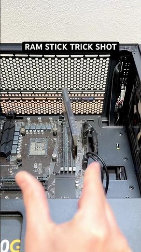 How to put RAM in a motherboard