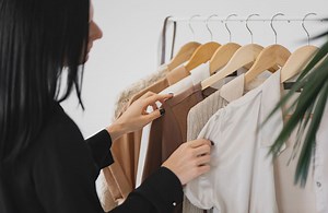 How To Decide What Clothes To Keep When Decluttering