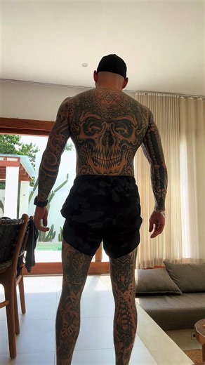 Complete Bodysuit Tattoo: A Stunning Showcase