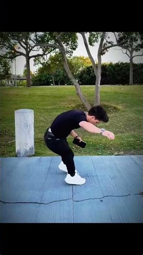 “Poor short people, they can’t even do things like that.”😥😂🤣#shortsvideo #youtubeshort #edit