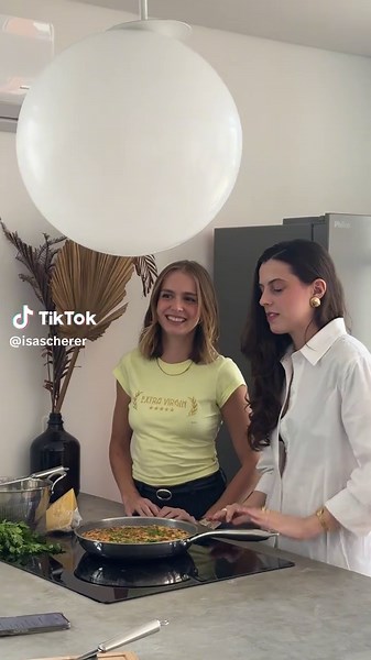 Isabella Scherer no TikTok