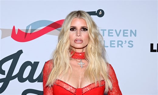 Jessica Simpson Jumps On Stage For The First Time In 15 Years Armed With A New Song