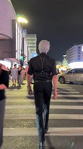 “我的摩托车怎么不见了” 「 "Why is my motorcycle missing?" 」 Character : Sylus / Qin Che Coser : 胡拾一. ID : 59069572319 [ https://v.douyin.com/iSfJfyA3/ ] #cos #cosplay #coser #cosplayers #LoveandDeepspace #sylus #秦彻 #秦彻cos #恋与深空 #ooc致歉 #oocapology | uki uki daisuki