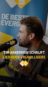 Tim Akkerman heeft gedurende de dag een prachtig nummer geschreven en gezongen over vrijwilligers.💛 #nporadio5 #vrijwilligers #timakkerman #omroepeo | NPO Radio 5