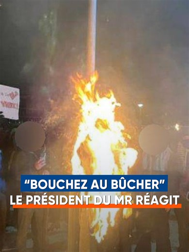 Effigie brûlée à Liège : Georges-Louis Bouchez réagit. Invité de Face à Buxant, le président du MR est revenu sur l’image de la poupée à son effigie brûlée mercredi lors de la tournée des vœux du parti à Liège. Il parle de violence symbolique et dénonce un « deux poids, deux mesures ». Il compare ces faits à l’arrestation d’un agriculteur sur la Grand-Place de Bruxelles et affirme que ces méthodes n’ont rien à voir avec le débat démocratique. Selon lui, cela ne changera pas son projet politique.