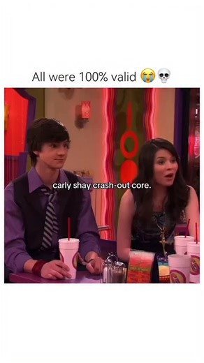 Love 7 Movie on Instagram: "iCarly is that iconic Nickelodeon show that basically defined internet culture for a whole generation. It follows Carly Shay, a teen who starts a chaotic and hilarious web show with her best friends Sam and Freddie — what begins as a fun project quickly turns into a viral sensation. Between Spencer’s wild art experiments, Gibby’s random moments, and nonstop internet humor, every episode delivers pure 2000s nostalgia. The show perfectly captured what it felt like to gr