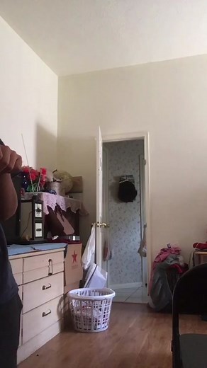 definitelynotitsmee (@definitelynotitsmee)’s videos with original sound - definitelynotitsmee