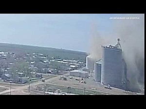 Video shows moment grain elevator explodes in Texas