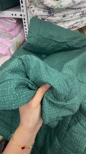 CHĂN HÈ MODAL MICRO MÀU HIẾM Kt 2mx2m2 Chăn chần liền ko lồng ruột Có 1 cây vải em săn đc màu hiếm may hết chăn hè cho các chị Sl chỉ có 8c cho c nào nhanh tay nhất 1090 sale còn 750k thôi a Siêu mềm mướt luôn | Thu Modal