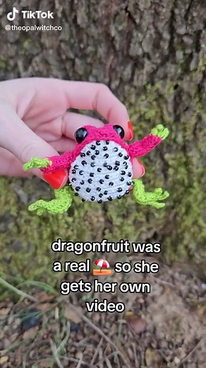 Crochet Frog Pattern Tutorial using Dragonfruit and Kiwi