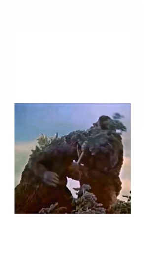 Sceneshowtime on Instagram: "🎬 King Kong vs. Godzilla 1962 ‧ Sci-Fi ‧ Monster Film ‧ Movie 📜 Story Overview King Kong vs. Godzilla tells the story of two legendary monsters brought together by human greed and media hype. A pharmaceutical company captures King Kong from a remote island to use him as a publicity stunt, but chaos breaks loose when Godzilla awakens and begins destroying Japan. As both creatures move toward each other, cities become battlegrounds and humans struggle to control the