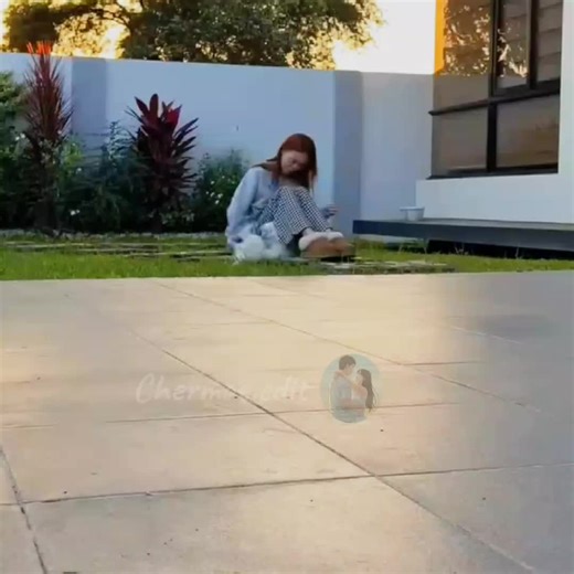 Max's Heartwarming Bonding Moments with Mhie and Dhie