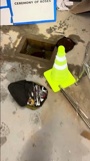 Check Valve in Action 🚽💧 Watch This!#expertunclog#plumbing#checkvalve#oddlysatisfying#shortsfeed