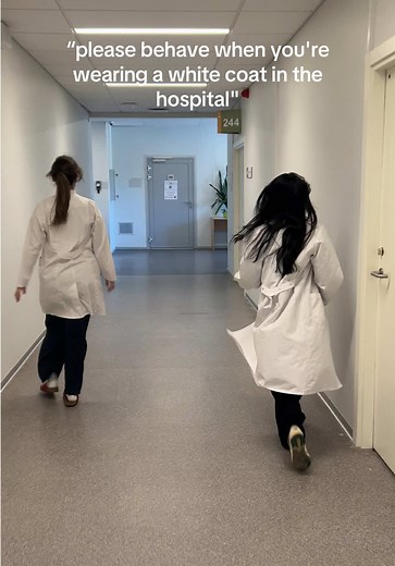 🫡 Mini victory: patient’s history collected 🥼🩺 #medicalstudent #rotation #generalsurgery #medicine