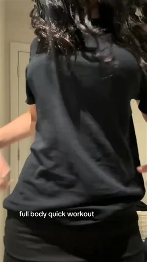 🔥 Maximize Results with a Full-Body Workout! 💪 Target every muscle group with compound moves like squats, push-ups, deadlifts, and burpees! 🏋️‍♀️ Full-body workouts boost strength, burn calories, and improve endurance—all in one session. Whether at home or in the gym, get ready to sweat, tone, and transform! Who’s up for the challenge? 🔥 #loseweight #losingweightjourney #lowcal #lowcalories #weightlossadvice #weightlossjournal #weightlosss #weightlosstips #workout #healthycoach #hitcardio #l