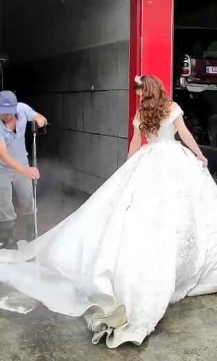 Cleaning a Wedding Dress: Unique Pressure Washer Method