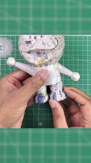 Doraemon paper craft in this quick short! 🎨✂️perfect for beginners.