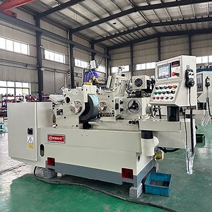 [Hot Item] CNC Cylinder Cylindrical Grinding Grinder Machine for Metal Processing Spindle Shaft Lapping with Siemens System