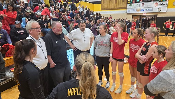 Watch Maplewood girls volleyball win in the PIAA Class 1A semifinals