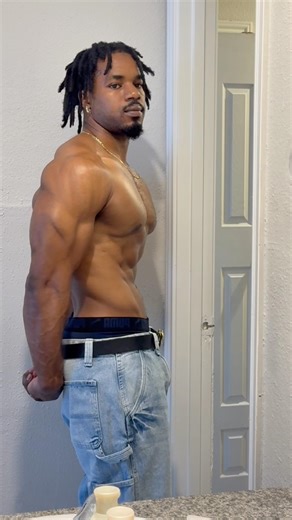 💪🏾😤#physique #muscle #flex #motivation #fyp #aesthetic #fitness #fit