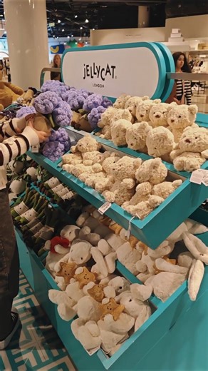 Jellycat London – soft, adorable plush toys, perfect for gifts #jellycat #london #cute