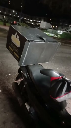 UK🇬🇧England's A Corner Shop. AMT Cash 💸 point. Flashy Broken Cars Still On.A Motorcycle Parked.Cars