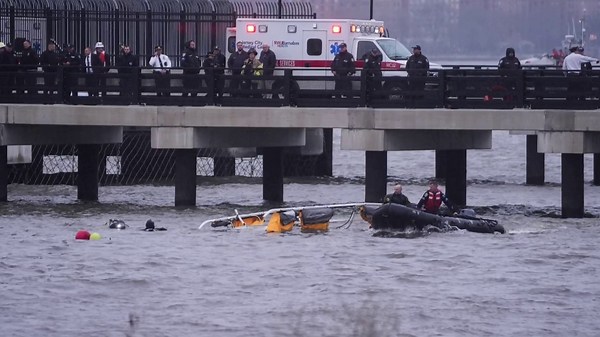 Helicopter crashes into the Hudson: New details on victims emerge