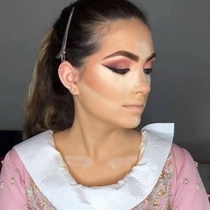 47K views · 525 reactions | All about that baking  using @lauramercier Translucent powder. Eyeliner is @salehabeauty “Black Cat”  | Saleha Abbasi - Makeup Artist | Facebook