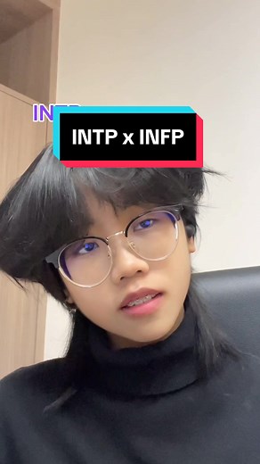 ความสอดคล้องระหว่าง INTP และ INFP: วิธีจีบของคู่ที่เหมาะกัน