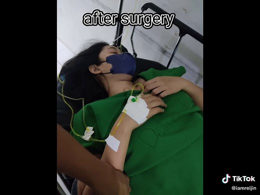 Recovery Journey After Appendix Removal | Selfie from Hospital