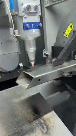 Laser cutting rectangular tube#cnc#welding #machine #tubecuttingequipment #pipelining