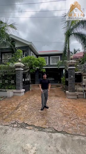 #NEVER_STOP_DREAMING MEGA MAIN Real Estate 😍အကျိုးတူပူးပေါင်းလိုသူတိုင်းကိုလည်း MEGA MAIN Real Estate မှ နွေးထွေးစွာကြိုဆိုပါတယ်🥰🥰🥰 ➡️ #တောင်ဥက္ကလာပမြို့နယ်မှာရှိတဲ့ Facilities အပြည့်နဲ့ အေးအေးချမ်းချမ်း တိတ်တိတ်ဆိပ်ဆိပ်နဲ့ ကျေးဌက်သံသာသံများ နှင့်အတူ ဆိတ် ငြိမ်ရပ်ကွက်ရှိ လုံးချင်းအိမ်လေးနဲ့ မိတ်ဆက်ပေးချင်ပါတယ်။🥰 💁 မိသားစုနဲ့အတူ နွေးနွေး ထွေးထွေးနဲ့ ပျော်ရွှင်ကြည်နူးဖွယ်ကောင်းတဲ့ မိသားစု ဘဝလေးကို ပိုင်ဆိုင်ချင်တယ်ဆို ကျွန်တော်တို့